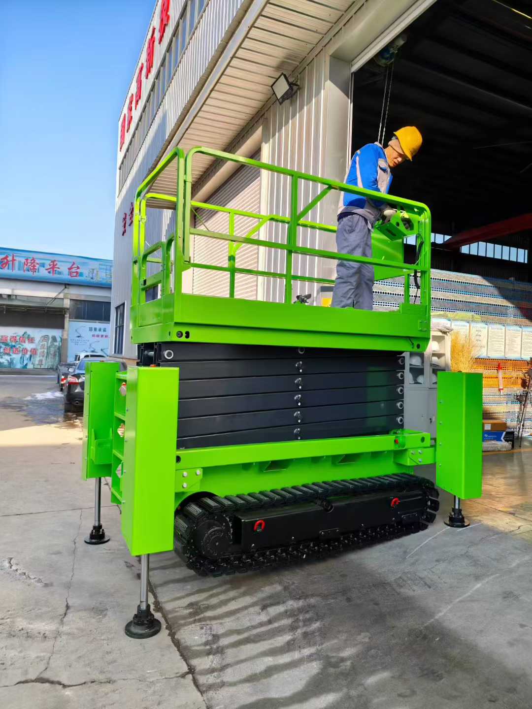 Compact Articulated Crawler Bo - Compact Crawler Boom Lift recension och pris